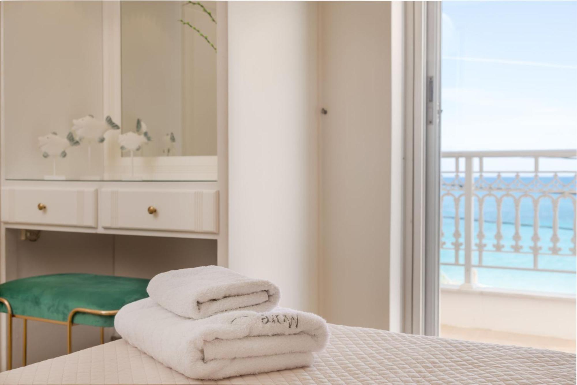Mare Nostrum Seafront Apartment, By Zantewize * Zakynthos